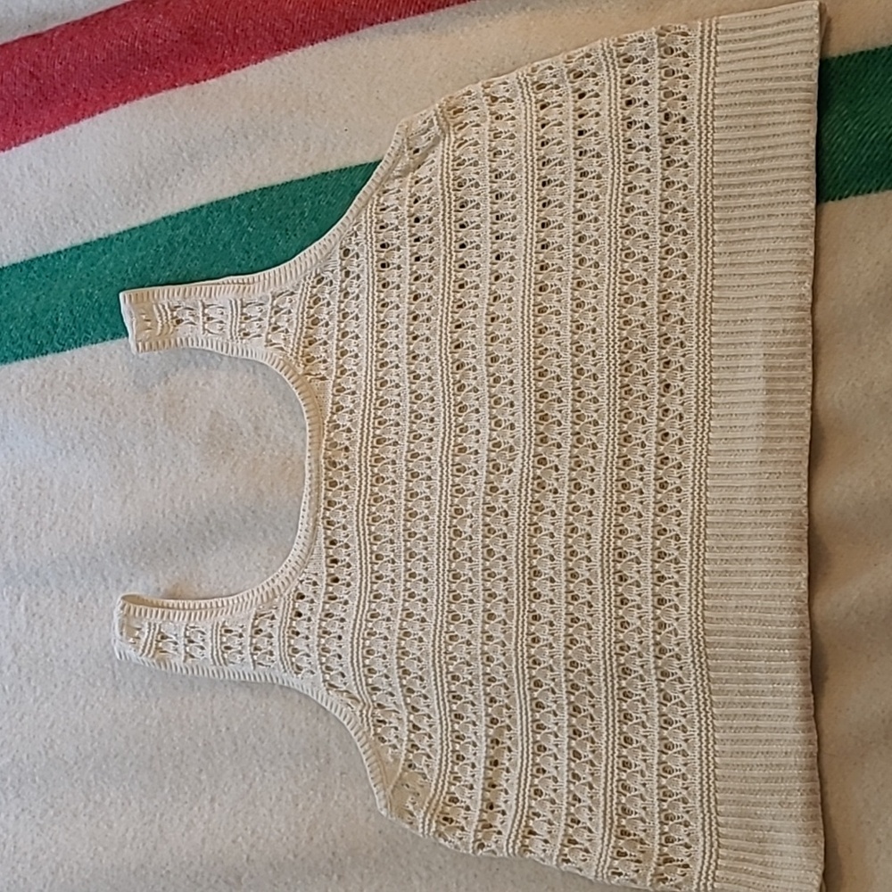 LAST CHANCE - Old Navy crochet tank - XL